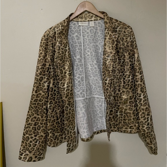 CHICOS WOMENS CHEETAH PRINT SHINY JACKET - Picture 3 of 7